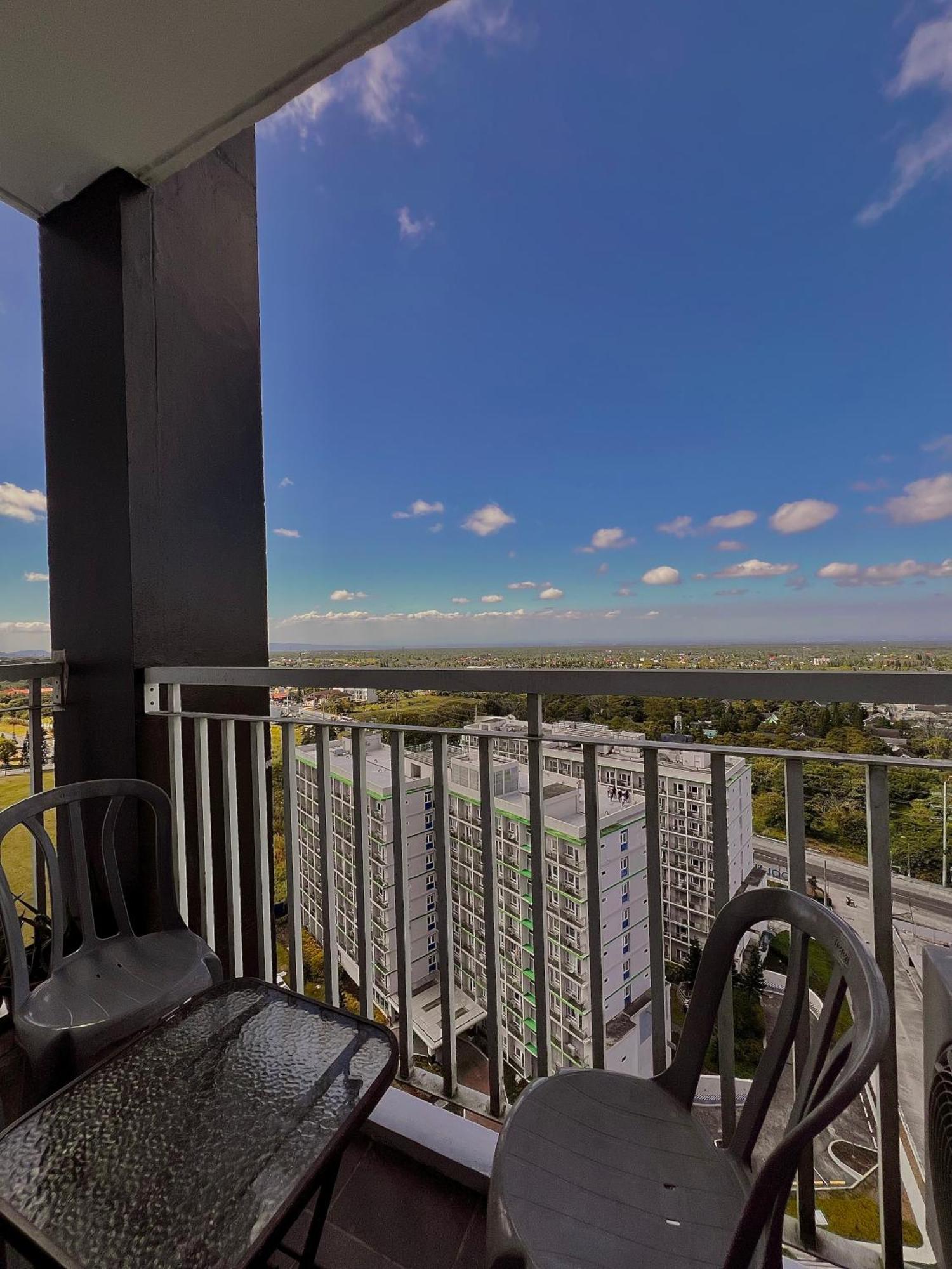 The Pallet House, Wind Residences Tagaytay 大雅台 外观 照片
